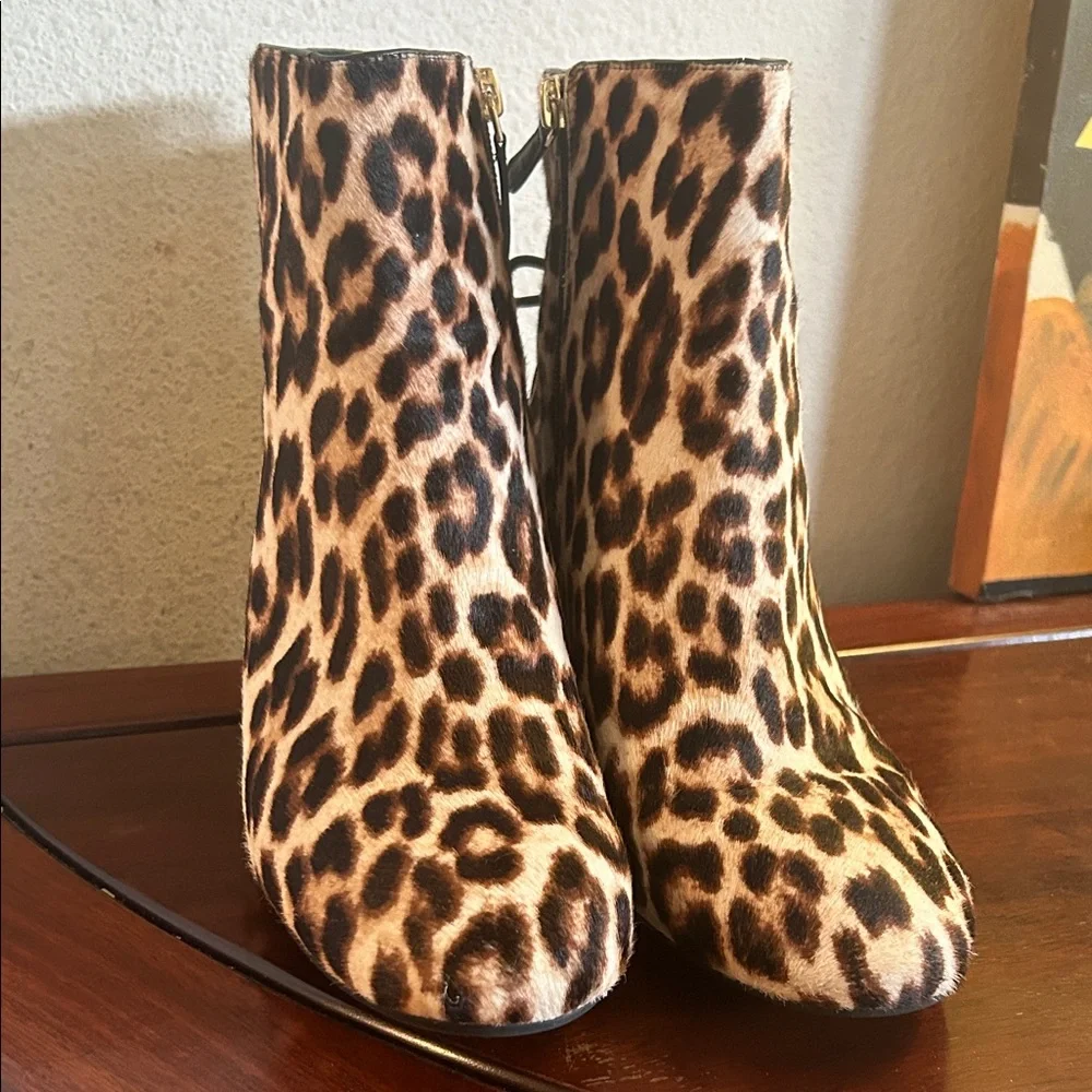 Tory Burch Leopard Print Ankle Boots Sz 9
